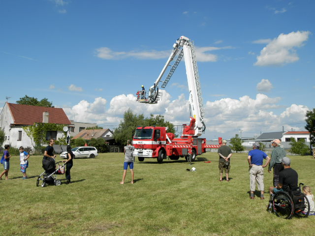 P6100200